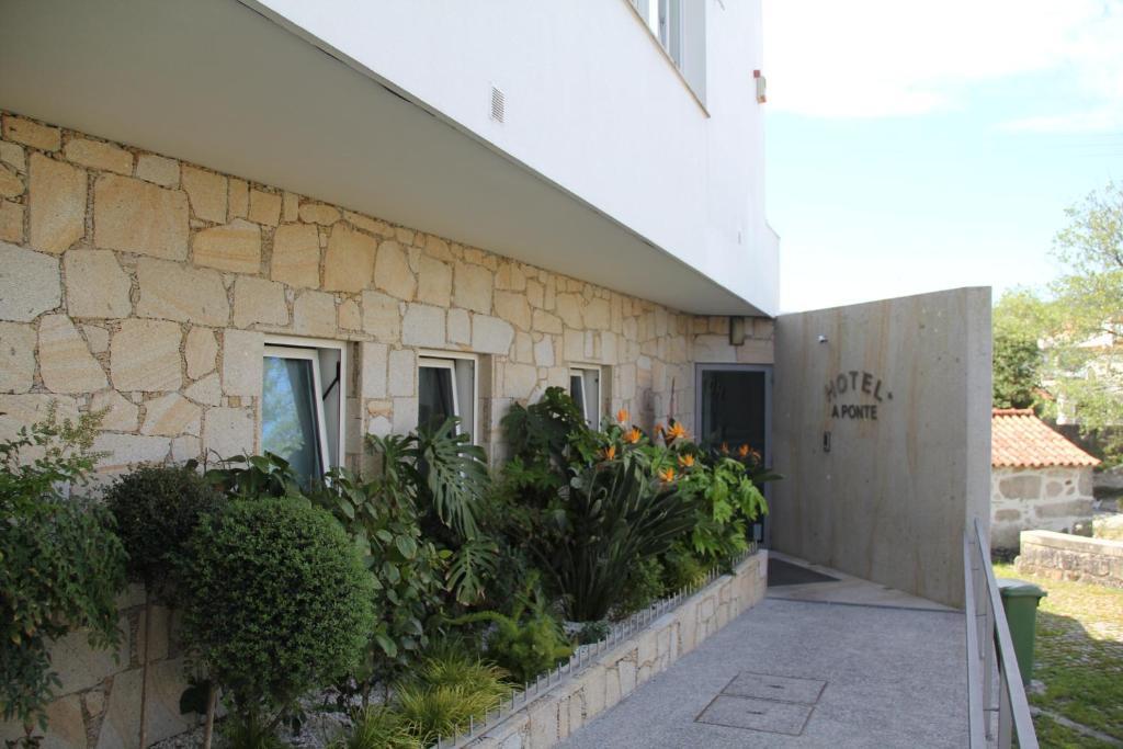 ויאנה דו קסטלו Hotel A Ponte מראה חיצוני תמונה
